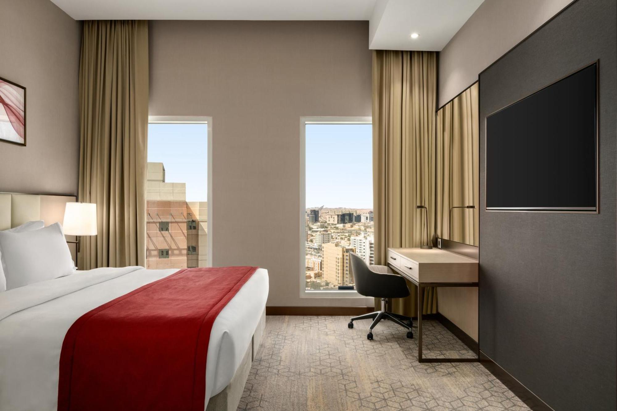 Ramada By Wyndham Riyadh King Fahd Road Exterior photo