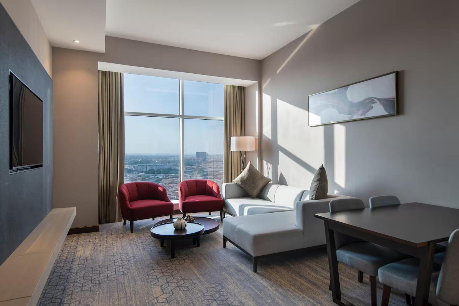 Ramada By Wyndham Riyadh King Fahd Road Exterior photo